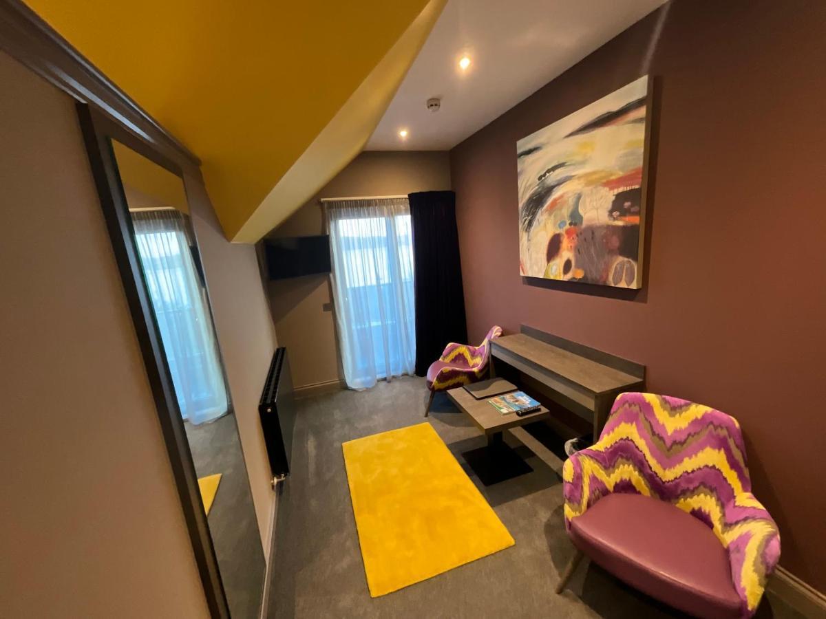 Taransay House, Small Hotel พอทรี ภายนอก รูปภาพ